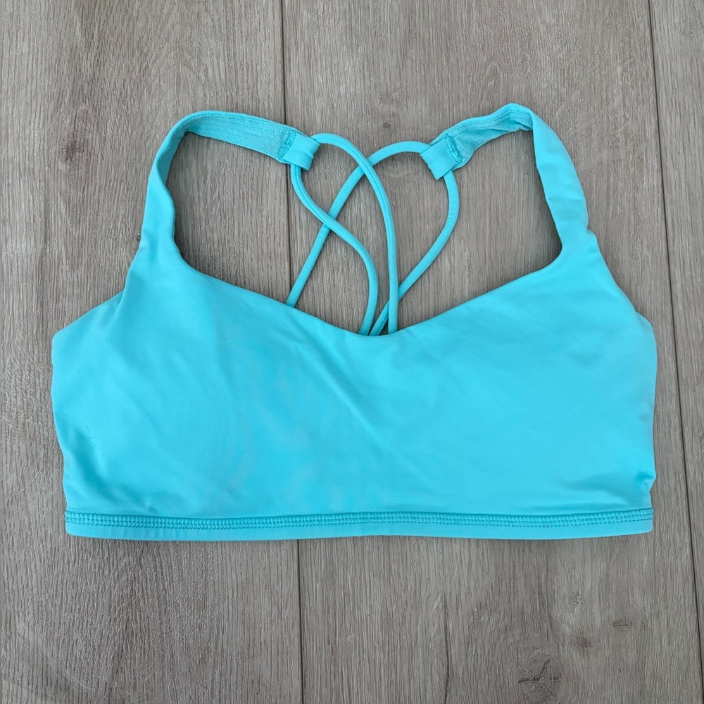 Lululemon sports bra